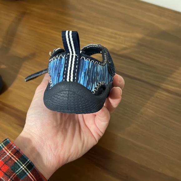 Gently Used Nautica Kids Water Shoe Closed-Toe Sport Sandal in Kettle Gulf Blue - Picture 14 of 14